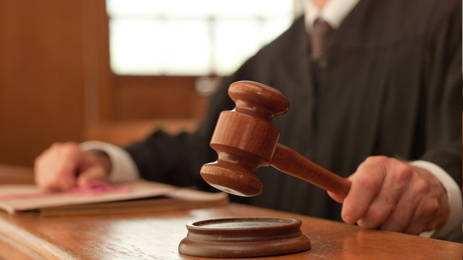 Top �imdi savc�larda...