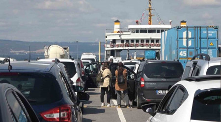 Topçular İskelesi'nde dönüş yoğunluğu yaşanıyor