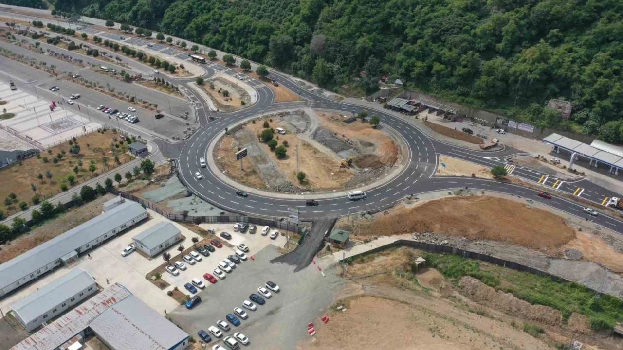 Trabzon Şehir Hastanesi Kavşağı trafiğe açıldı