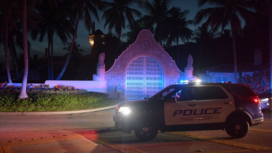 Trump'�n evine FBI bask�n�