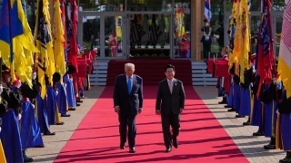 Trump'tan G�ney Kore'ye tehdit dolu sitem!