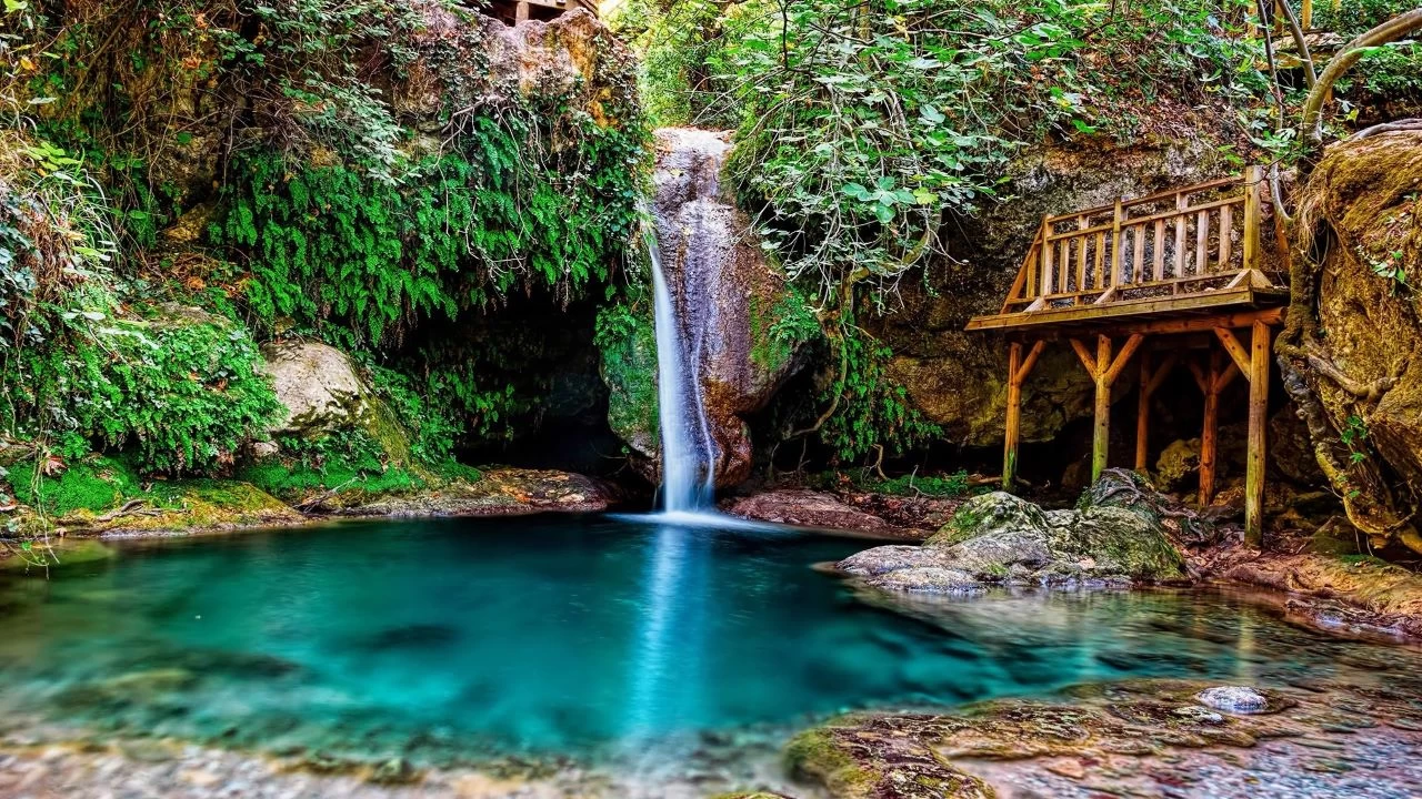 Turgut Şelalesi Marmaris'in gizli bir cenneti