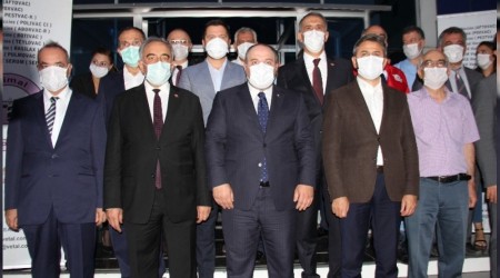 Türkiye'nin 3 aşısı 'insan' denemesinde