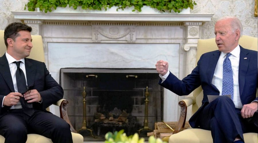 Ukrayna Devlet Ba�kan� Zelenskiy: 'ABD'ye minnettar�m'