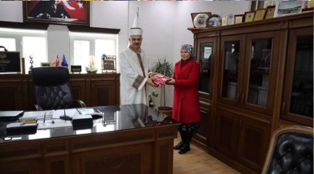 Ukrayna vatandaşı kadın, Antalya'da İslamı seçti
