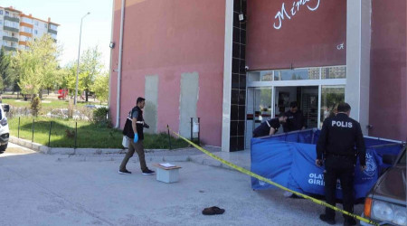 Uyuşturucu imal eden şahıs 10. kattan atladı