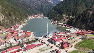 Uzungöl, tatil için misafirlerini bekliyor