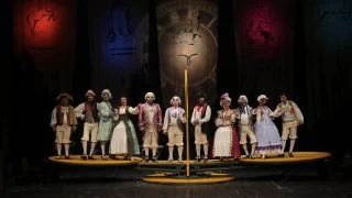 Van Devlet Tiyatrosu: Dounun sanat sahnesi