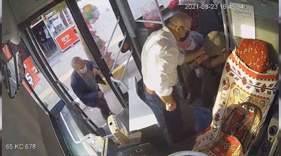 Van'da otob�s �of�r� hayat kurtard�