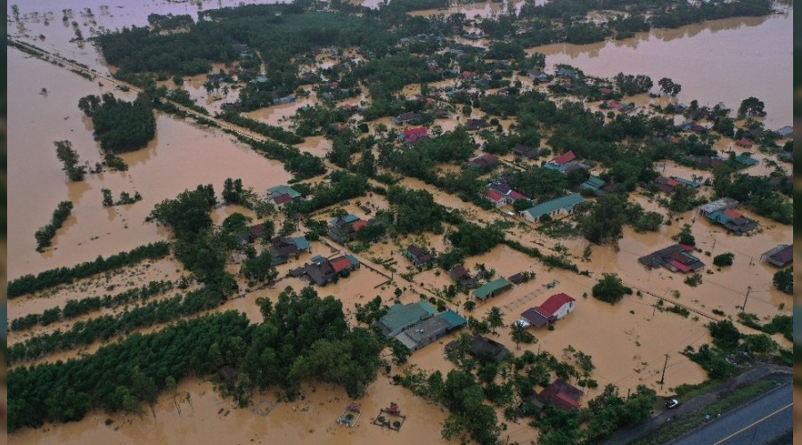 Vietnam'daki sellerde ölü sayısı 90'a ulaştı