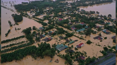 Vietnam'daki sellerde ölü sayısı 90'a ulaştı