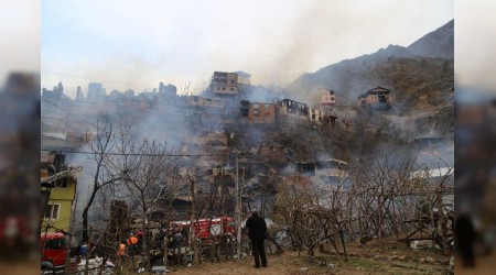 Yangın bu köyün kaderi