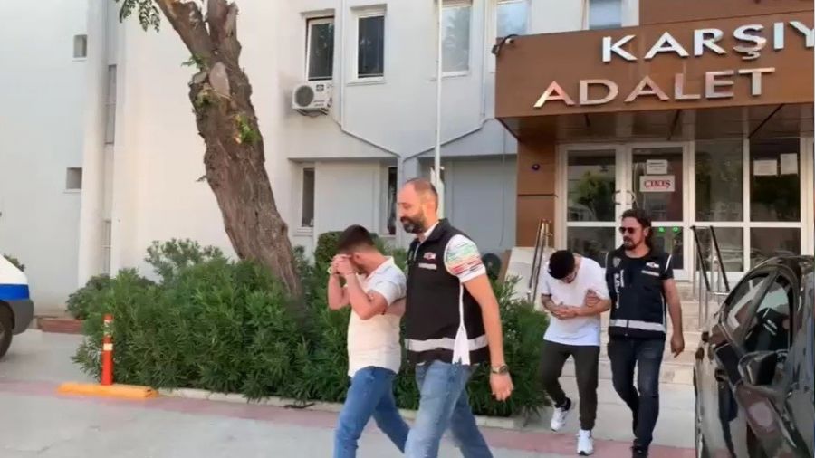 Yemek siparişlerini sahte parayla ödediler