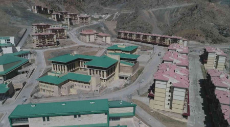 Yeni Yusufeli'nde anahtarlar teslim edilmeye başladı