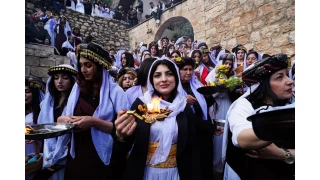 Yezidiler 'Krmz aramba Bayram'n kutlad