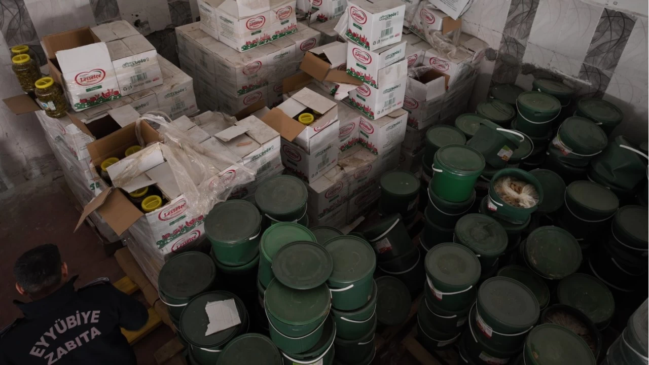 Yine �anl�urfa yine tonlarca bozuk g�da