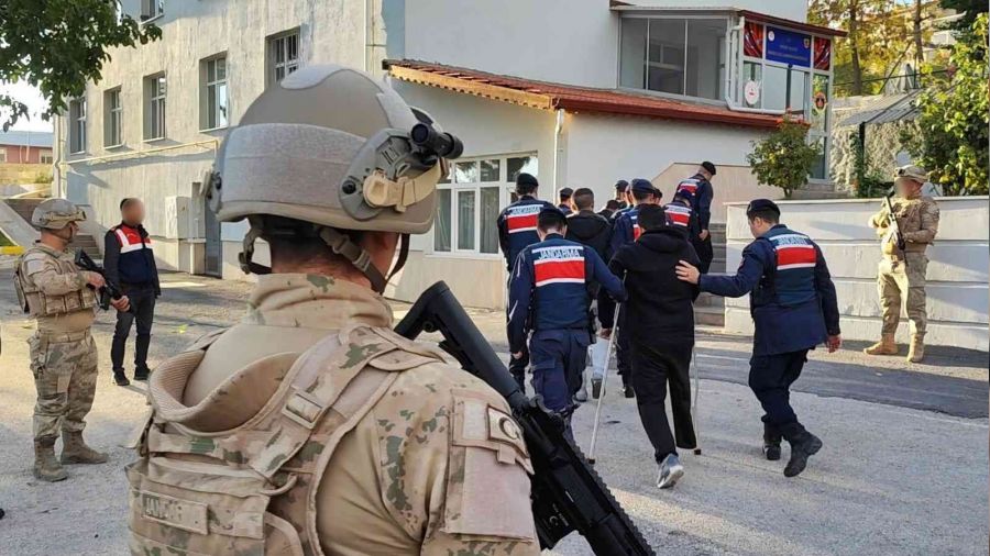 Yozgat'ta DEAŞ operasyonu: 5 gözaltı