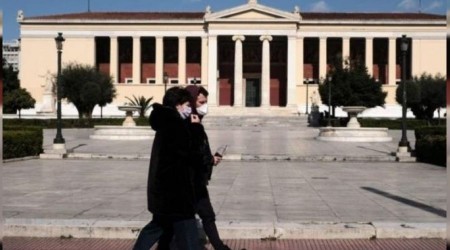 Yunanistan'da korona kısıtlamaları gevşetiliyor