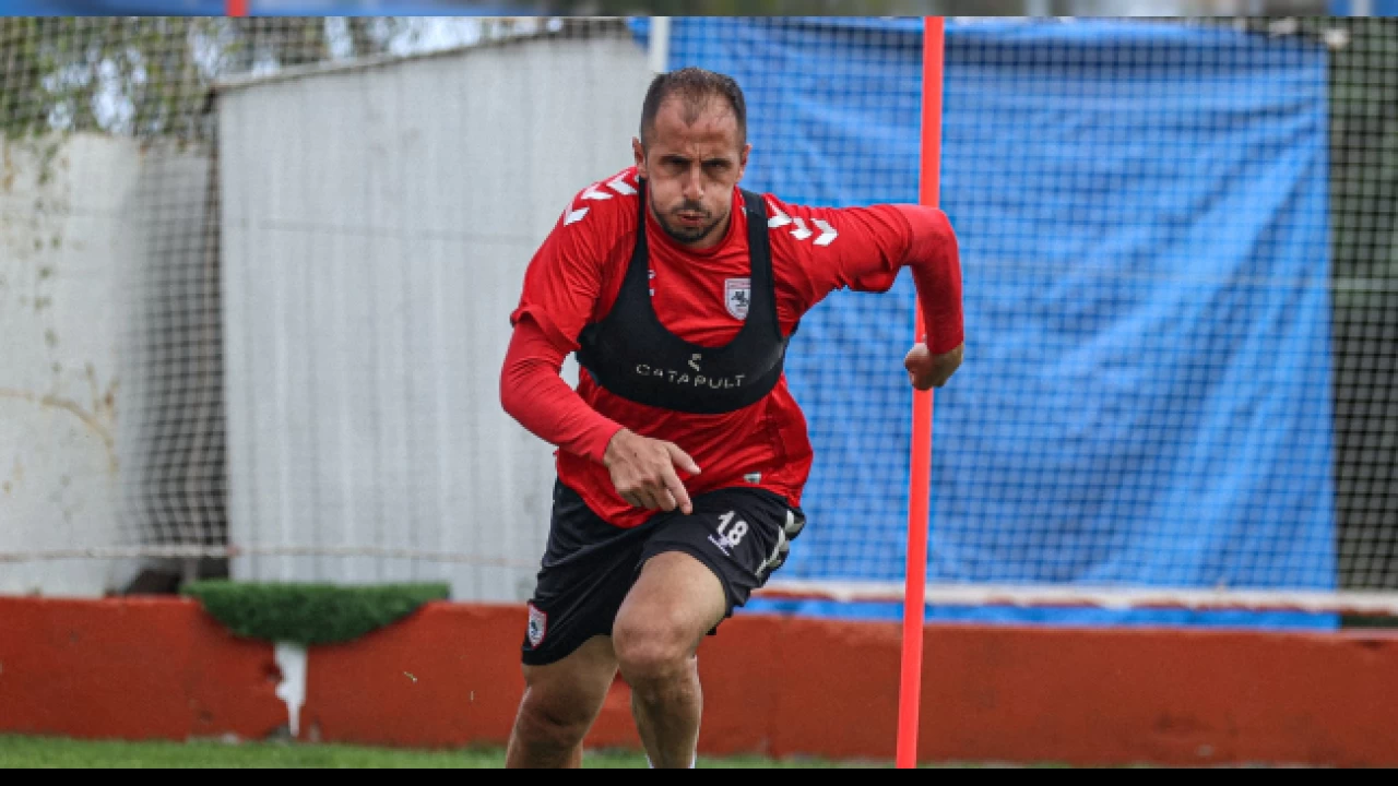 Zeki Yavru Samsunspor'da kalmak istiyor