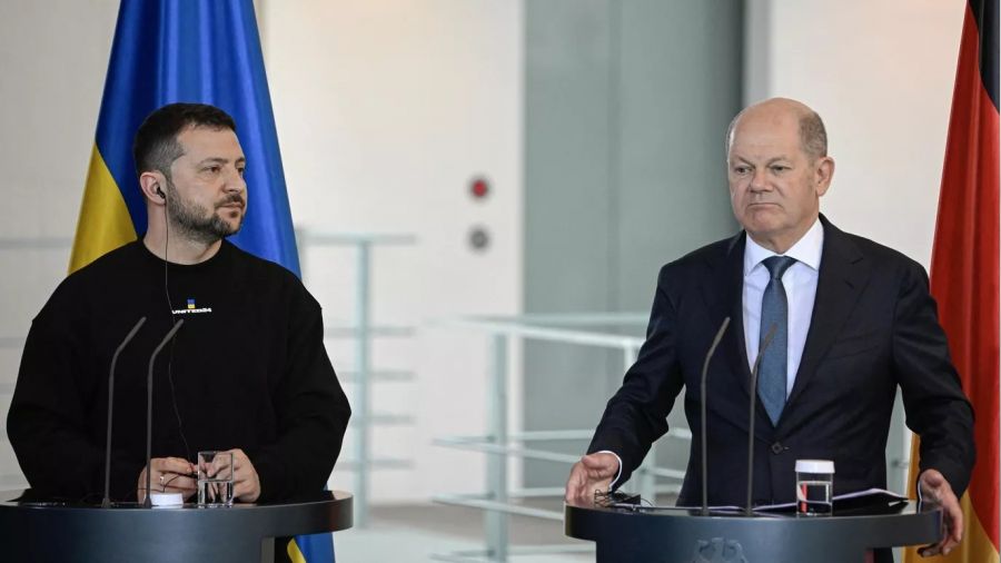 Zelenskiy sava� u�a�� istedi