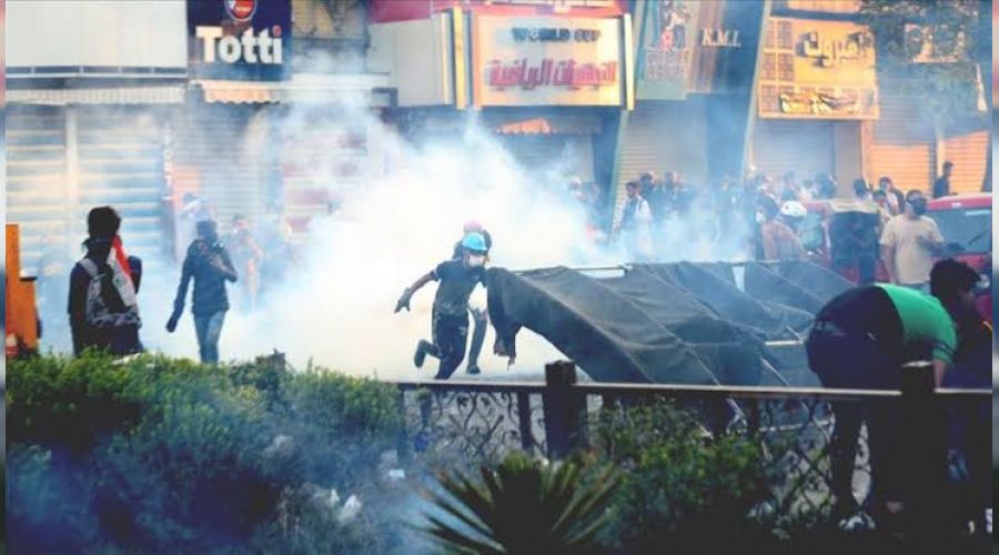 Zikar'daki g�sterilerde 16 ki�i yaraland�