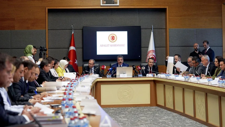 12. Yarg� Paketi, TBMM Adalet Komisyonunda kabul edildi