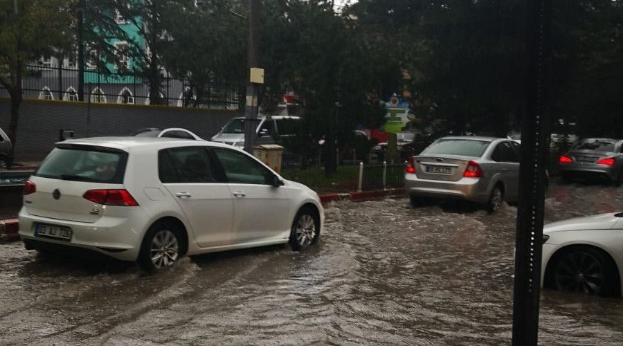 15 dakika sren ya sokaklar gle evirdi