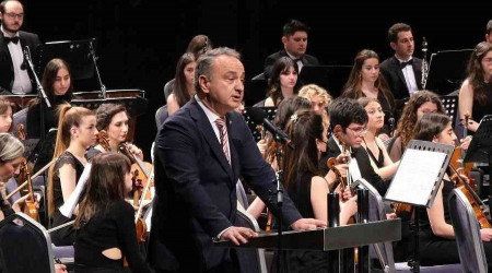 23 Nisan cokusu notalarla karland