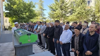 3 padiah, 12 cumhurbakan grmt. 'Aye Nine' vefat etti