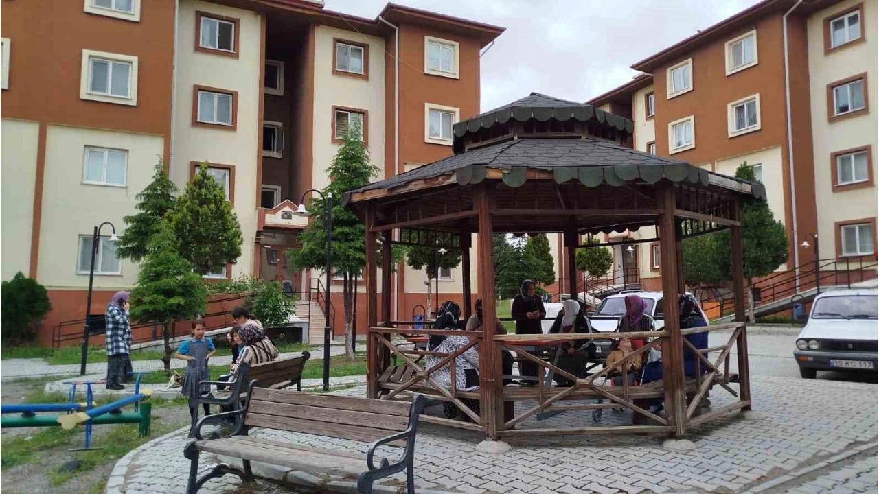 4.4 büyüklüğündeki deprem Çorum'da hissedildi