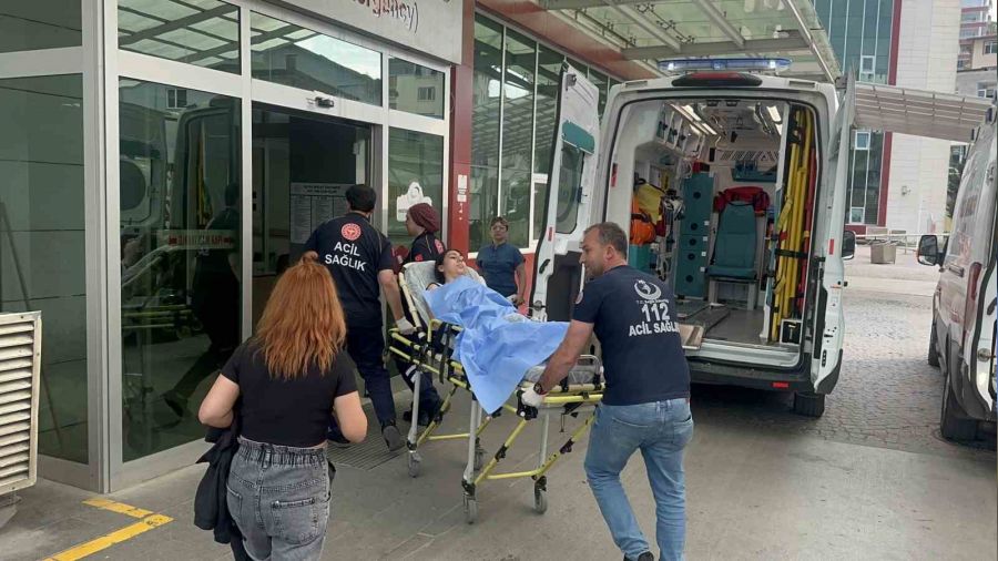 46 kii yemekten zehirlendi