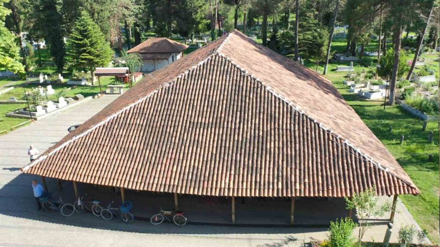 850 yllk ivisiz cami restorasyon iin gn sayyor