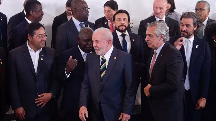 AB-CELAC Zirvesi Brüksel'de başladı
