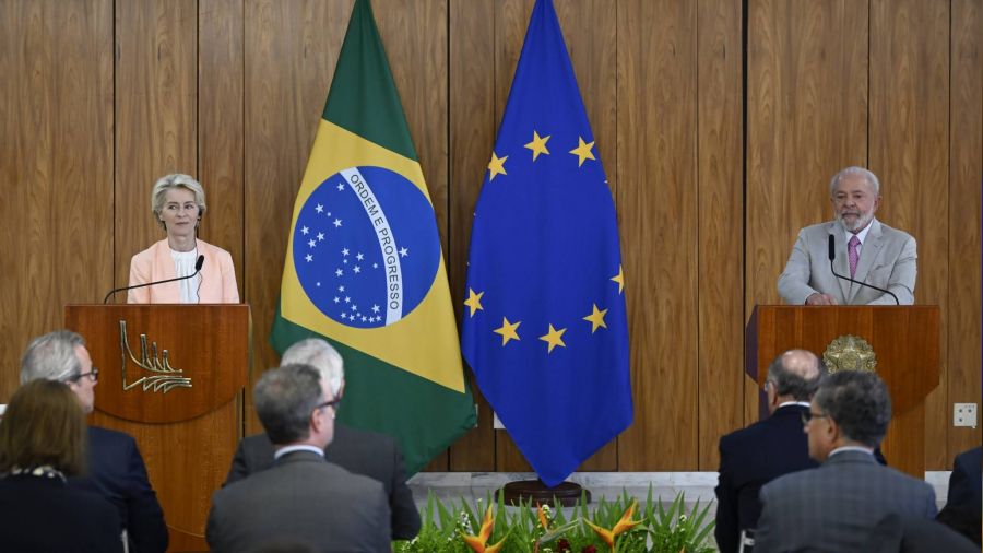 AB Komisyonu Ba�kan�, Brezilya'y� ziyaret etti