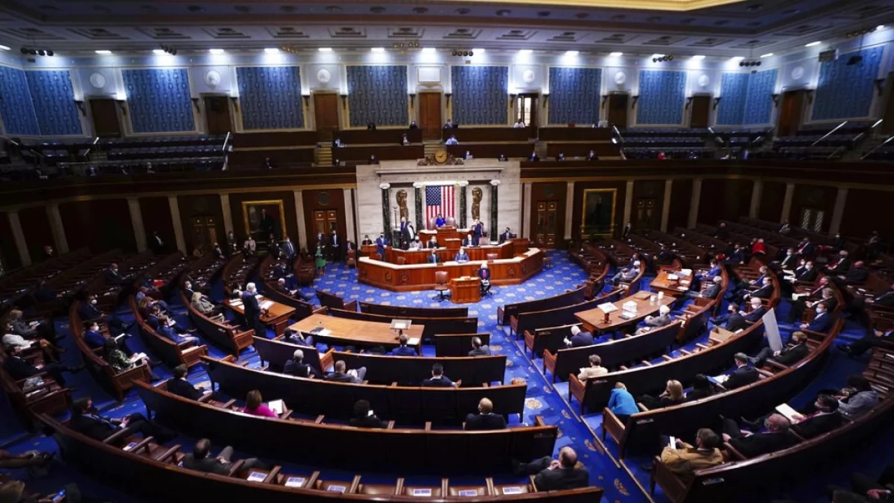 ABD Temsilciler Meclisi, vergi indirimini �ng�ren b�t�e plan�n� onaylad�