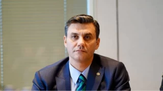 Adalet Bakan Tun: "Ferdi Zeyrek'in elektrik akmna kaplarak yaralanmas olayyla ilgili soruturma balatld"