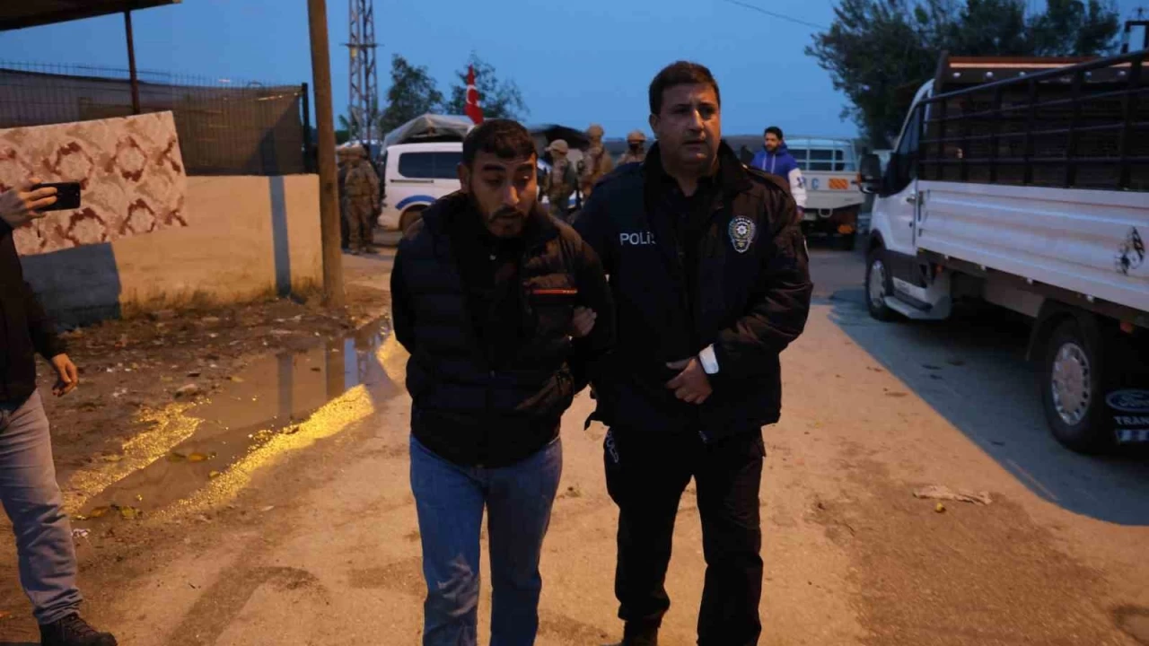 Adana torbacılara şafak operasyonu: 25 gözaltı kararı