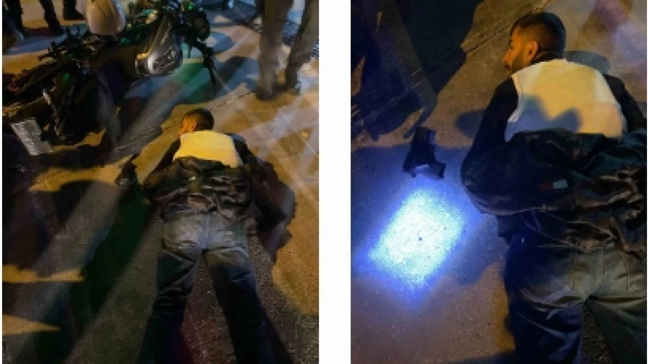 Adana'da 2 ki�i �elik yelek giyip ev kur�unlad�