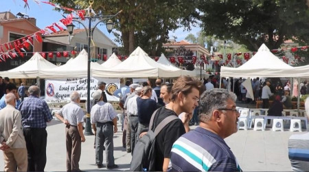 Ahi Pilavı için uzun kuyruklar oluşuyor