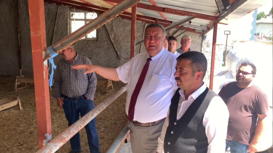 'Ahırlar boşalmaya devam ediyor'