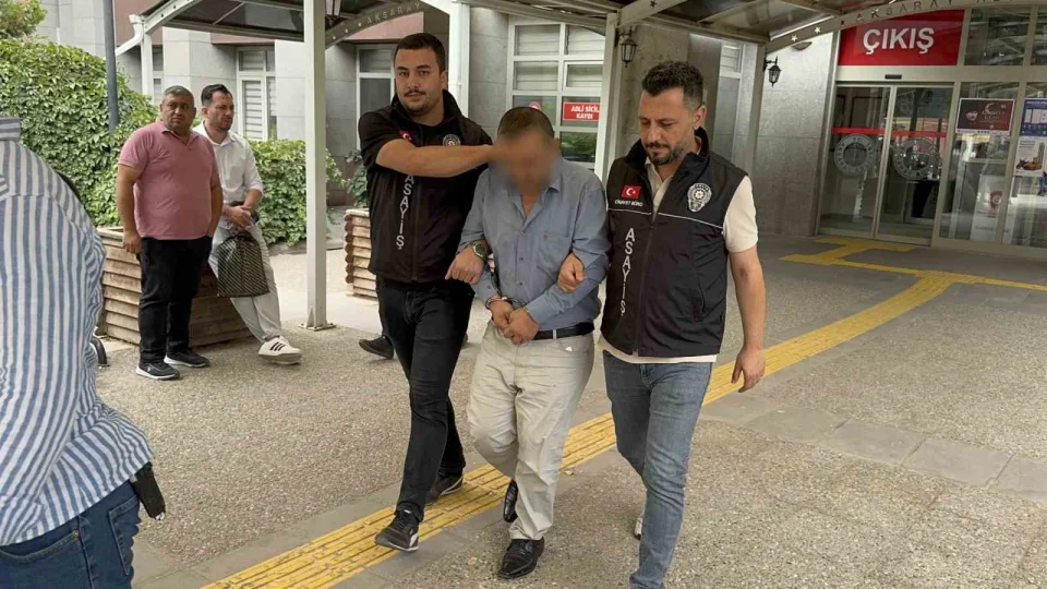 Aksaray'da e�ini 5 yerinden b��aklayan koca tutukland�