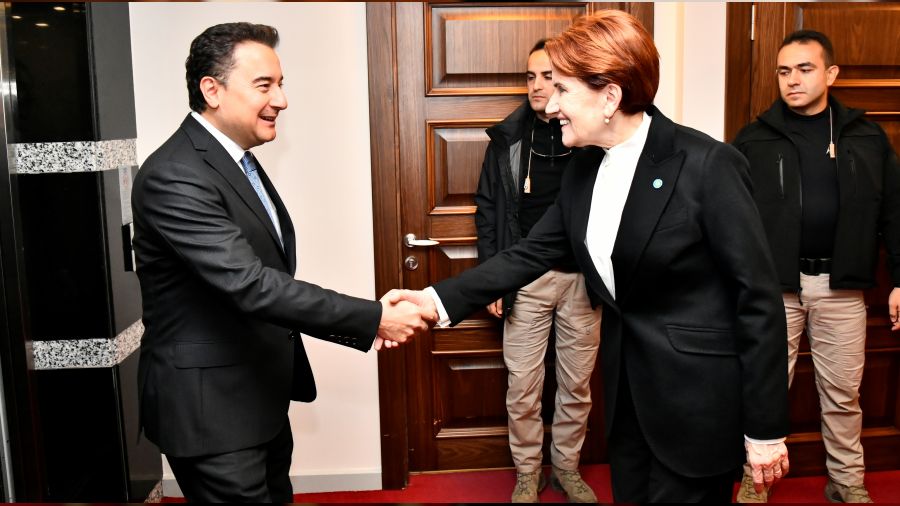 Ak�ener ile Babacan aras�nda iki saatlik g�r��me