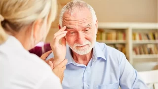 Alzheimer hastalığının nedeni uçuk virüsü mü?
