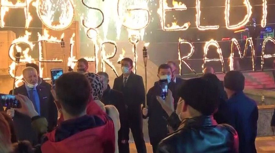 Amasya Belediye Ba�kan� Sar� a��klad�: Ramazan'da i�me suyu �cretsiz