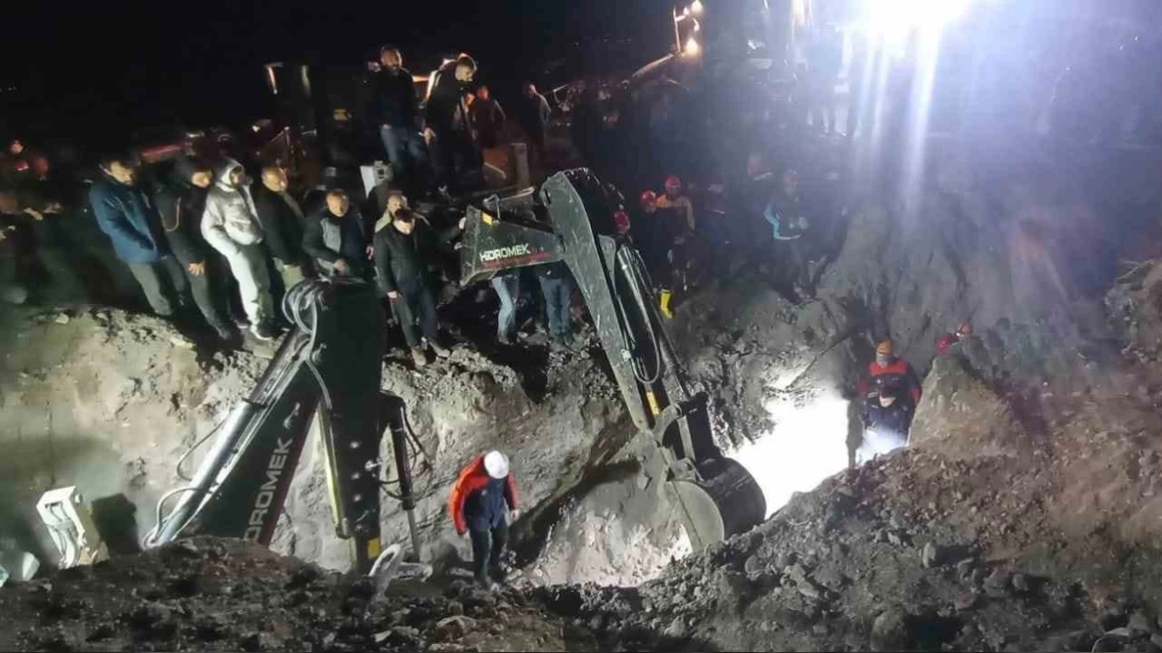 Amasya'da su kuyusu açma çalışması sırasında göçük