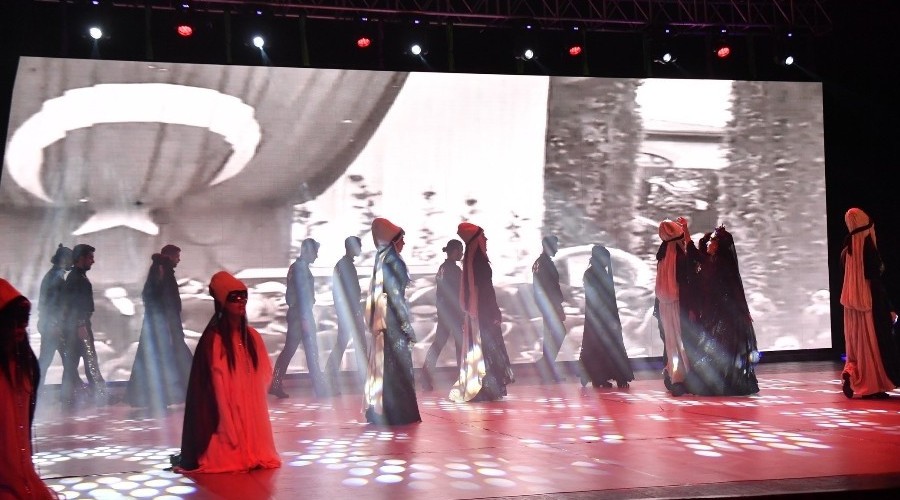 Anadolu Ateşi Atatürk için sahne aldı