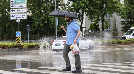 Ankara'da sağanak etkili oldu