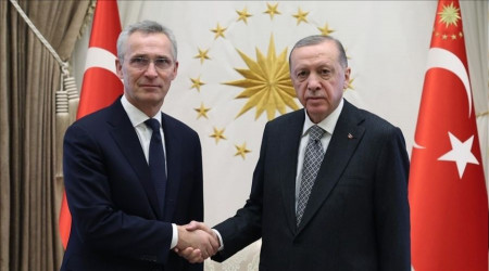 Ankara'ya İsveç baskısı artıyor