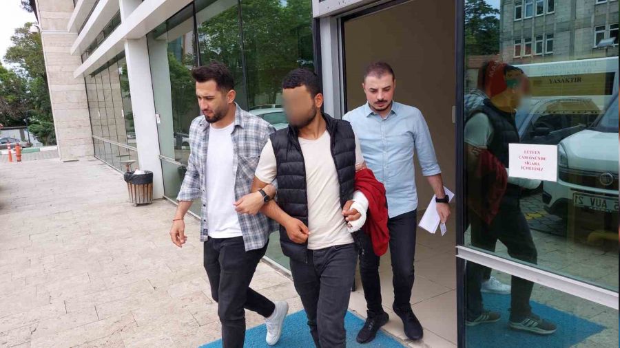 Annesine mesaj atan tfekle ar yaralad