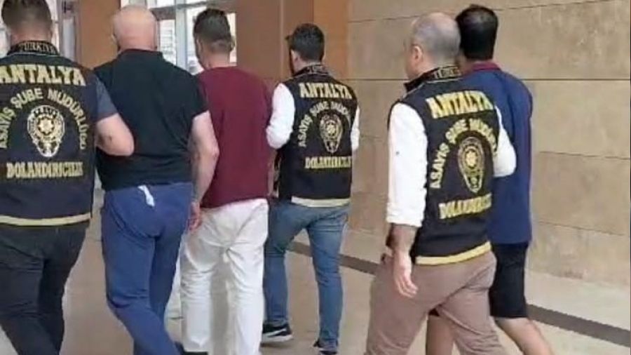 Antalya'da 1,5 milyon liral�k vurgun